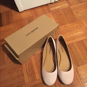 Brand new lucky brand flats